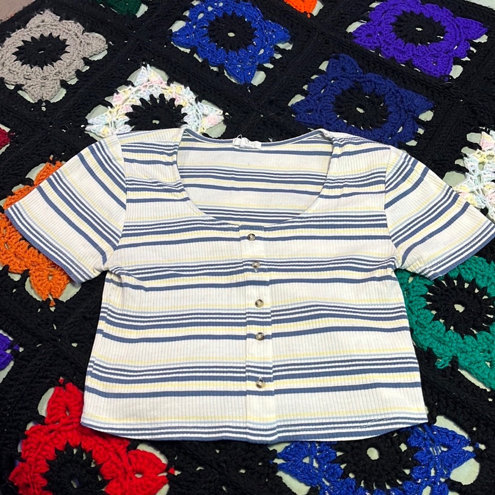 🪻3/$30 Striped crop top!🪻